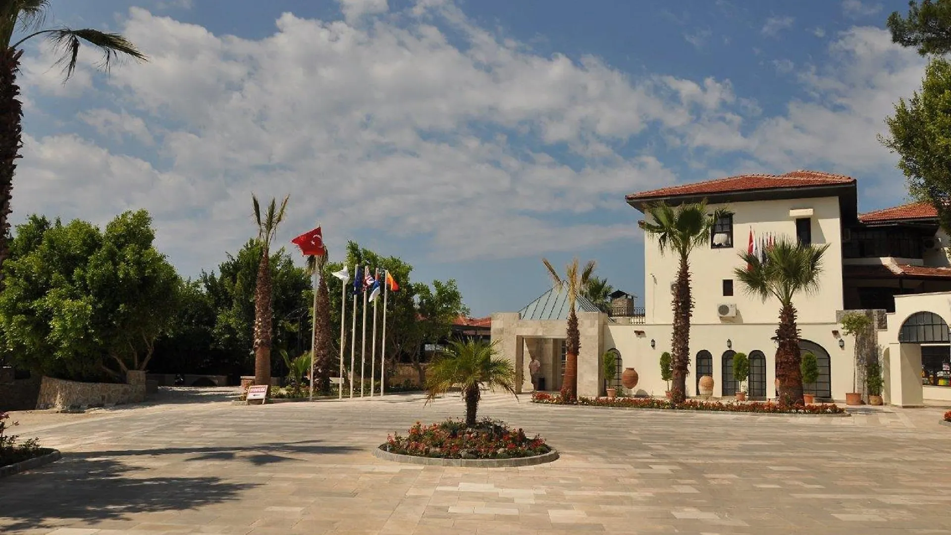 Nicholas Park Hotel Oludeniz 4*,