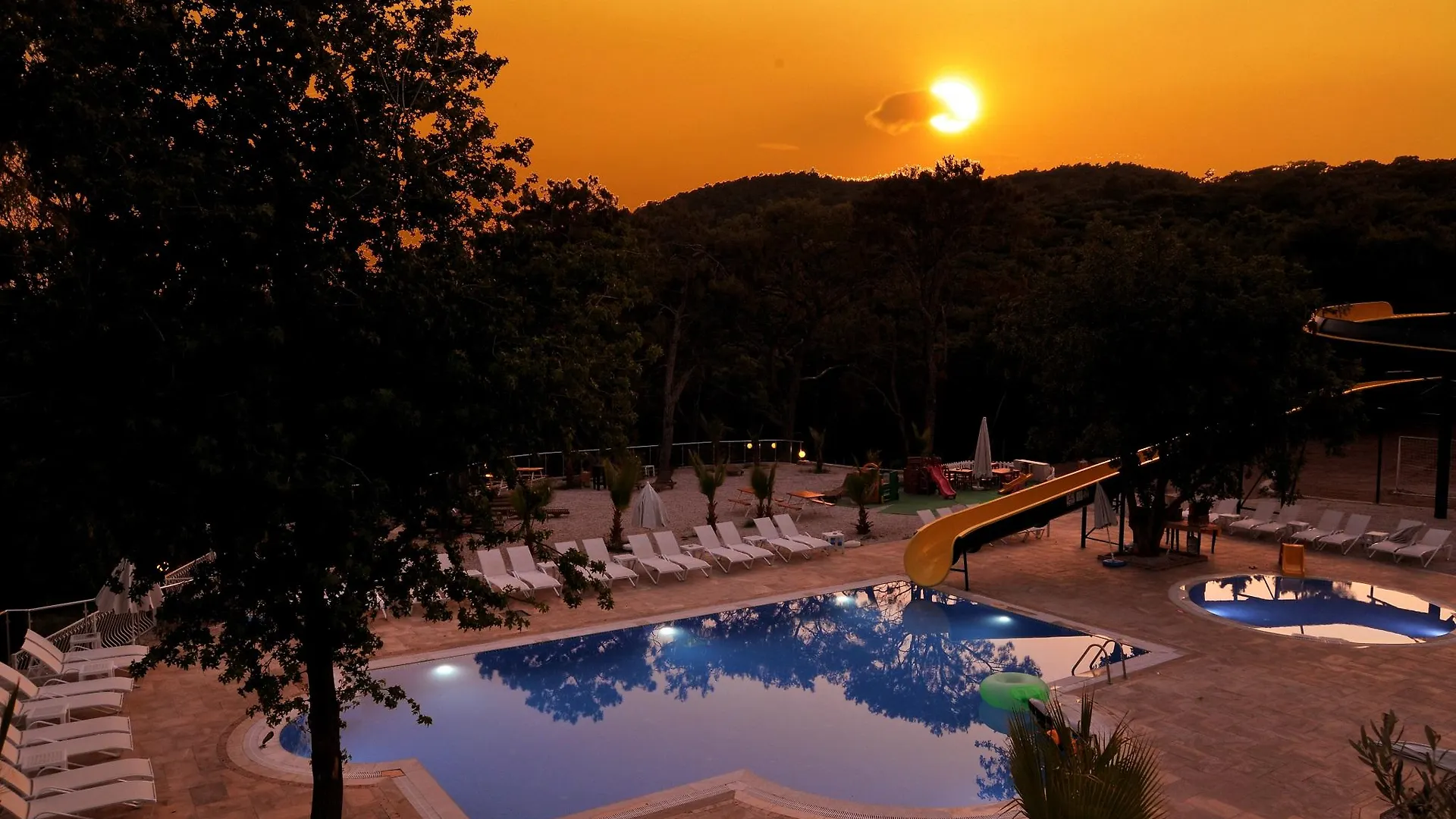 Nicholas Park Hotel Oludeniz 4*,
